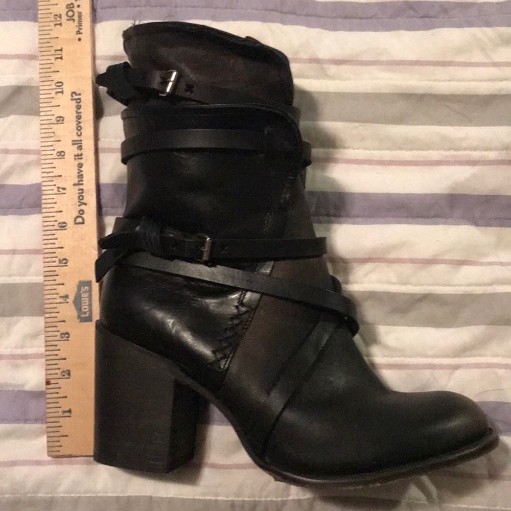 Black leather Freebird boots worn once